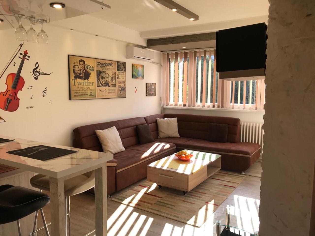 Lovely Apartment 2 Белград Экстерьер фото